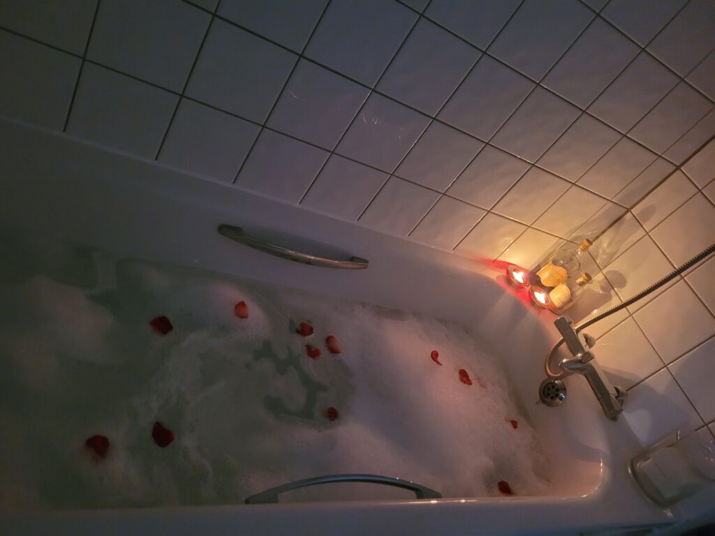 Relaxing bath with scented candles