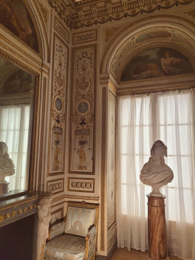 The Sérilly Cabinet by the Rosseau brothers in the V&A museum, London