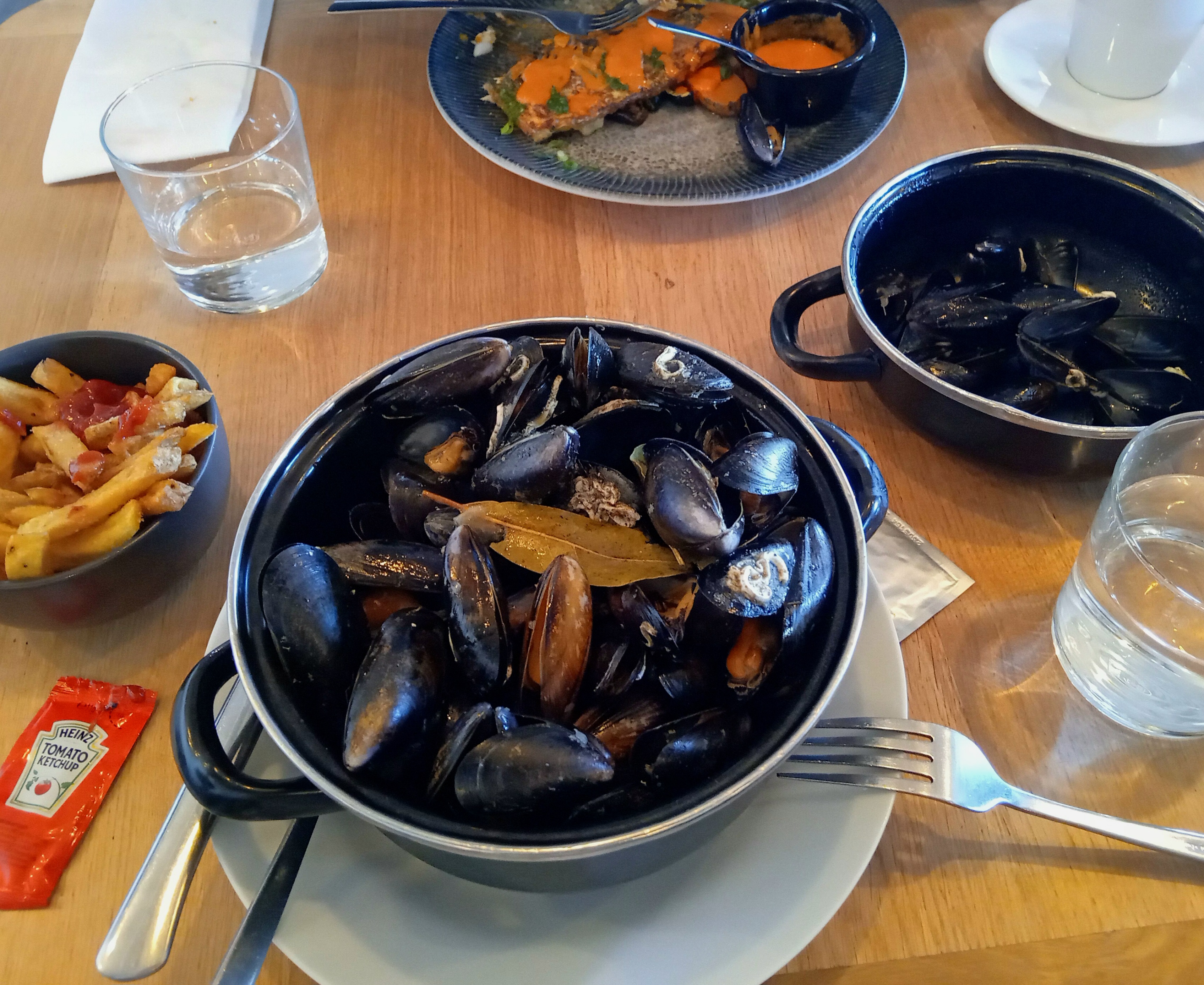 Mussels and frites in Ile de Re