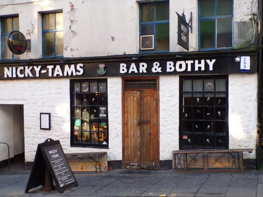 Nicky-Tams-Bar-and-Bothy-Stirling-Scotland