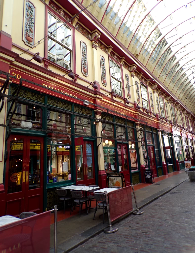 Restaurants in London, covered market
